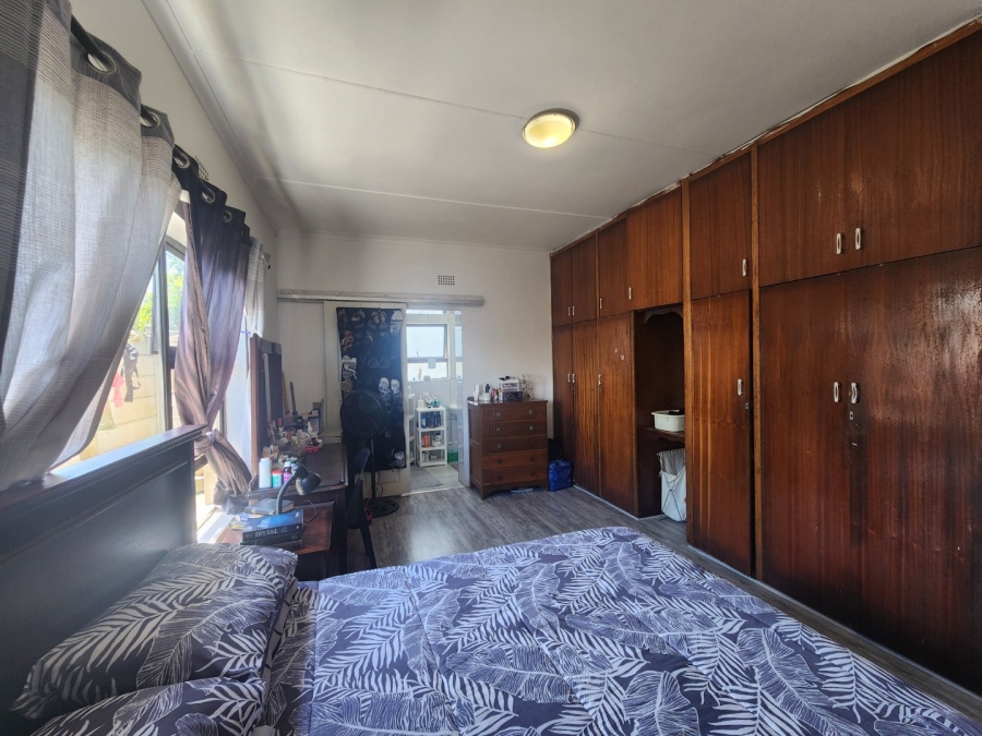 3 Bedroom Property for Sale in Pacaltsdorp Western Cape